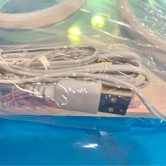 UO Leo Zodiac Iridescent Acrylic LED Neon Light Box Desktop Wall Decor - Picture 7 of 9